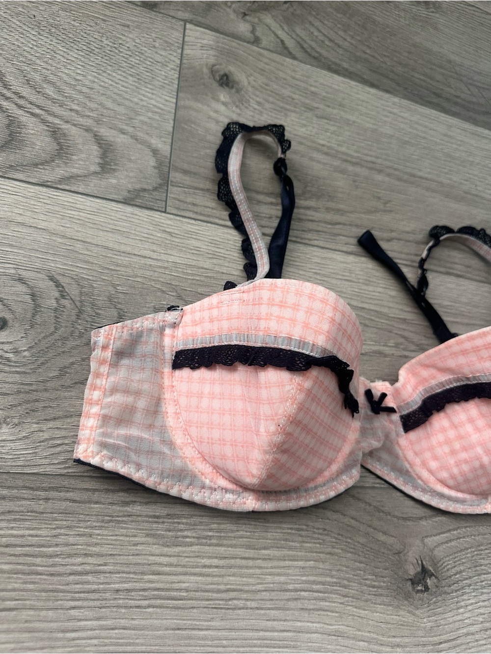 Retro Bra - Picture 2 of 6